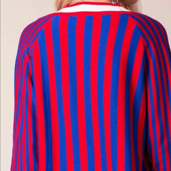 ❤️💙 League Cardigan - Picture 5 of 5